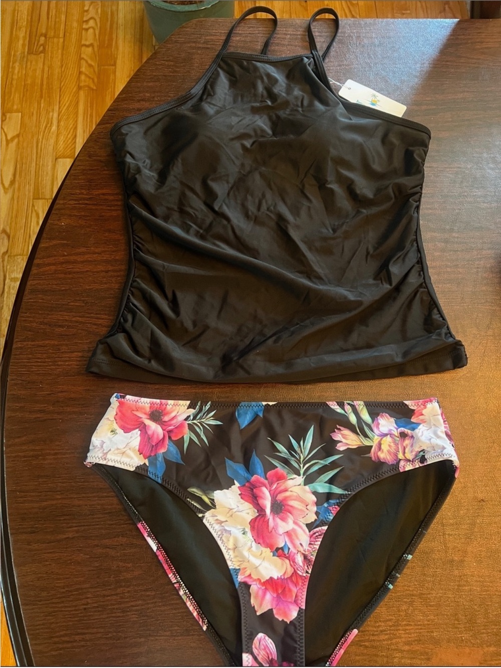 Black Floral Tankini Set - Women's Swim
